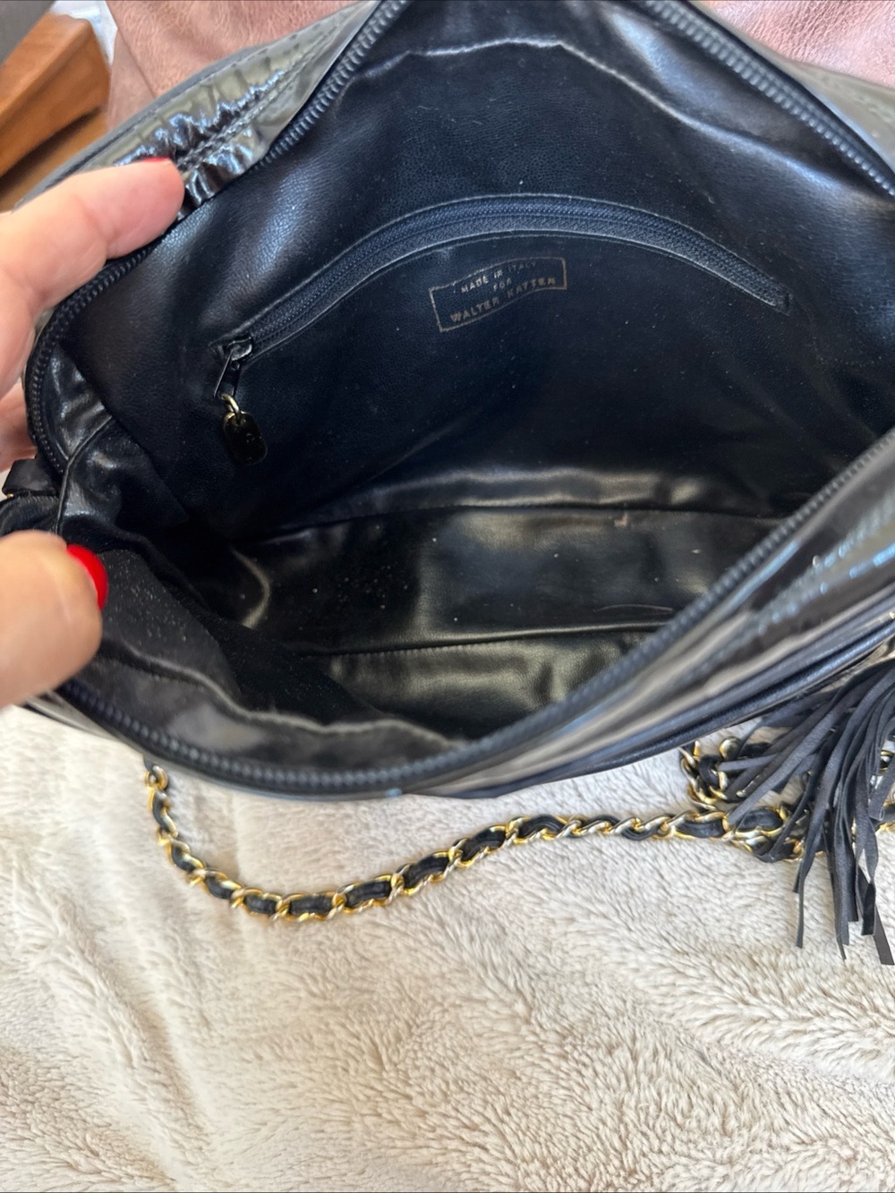 Vintage Walter Katten Classic Shiny Black Bag with Gold Chain Tassel - Picture 9 of 16